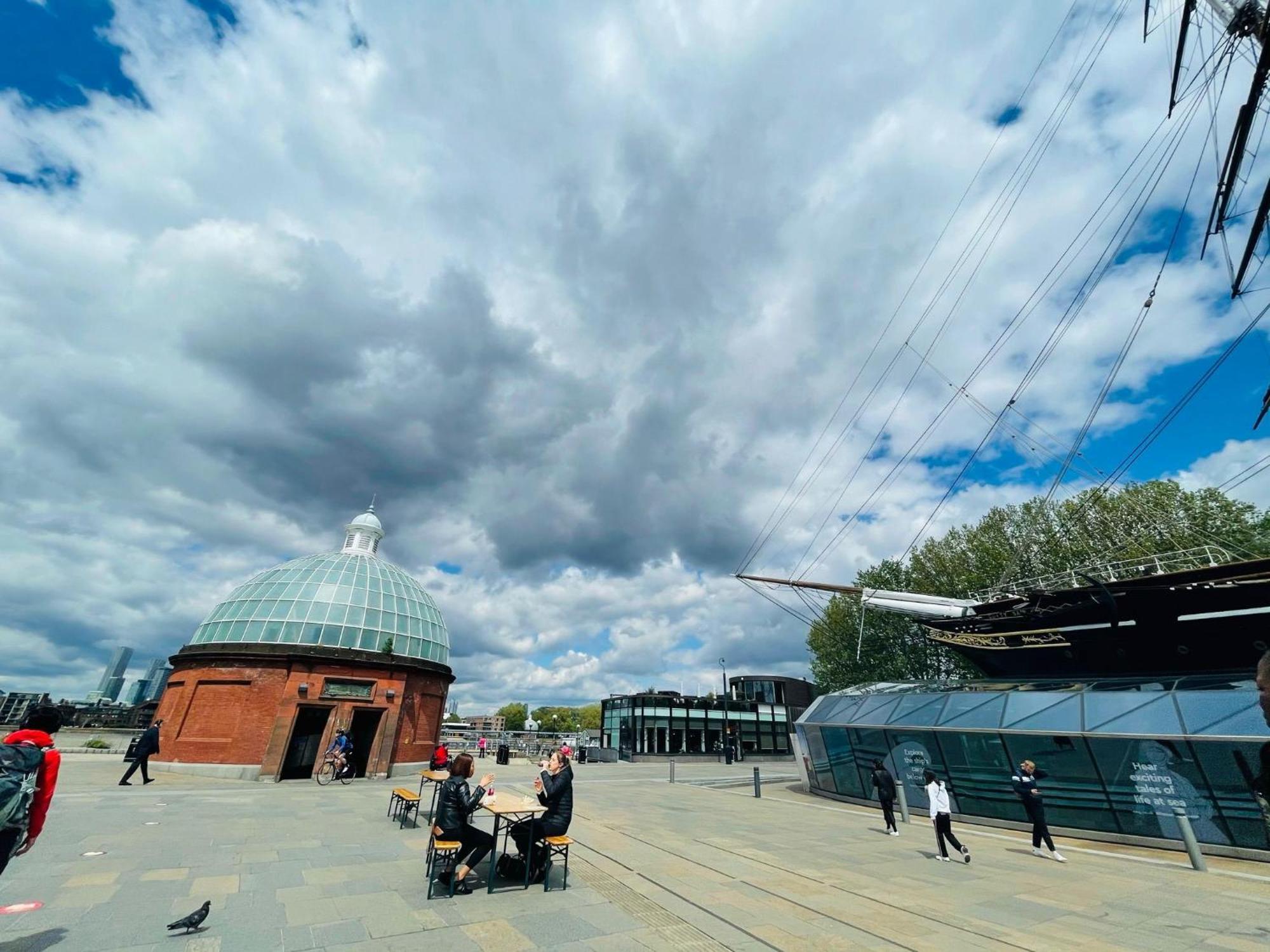 Greenwich Apartment With A River View & Balcony Near The 02 Arena & North Greenwich With Free Wifi & Fast Links Into Central ロンドン エクステリア 写真