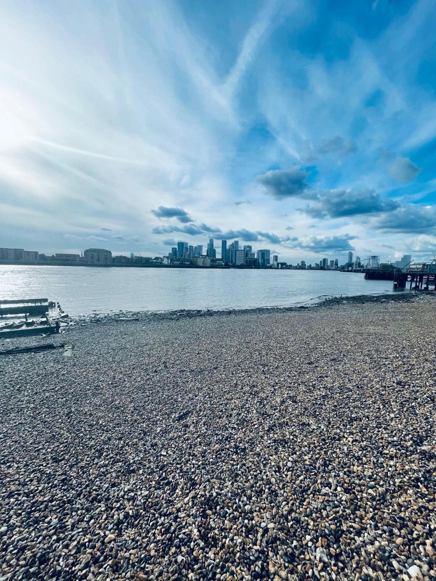 Greenwich Apartment With A River View & Balcony Near The 02 Arena & North Greenwich With Free Wifi & Fast Links Into Central ロンドン エクステリア 写真