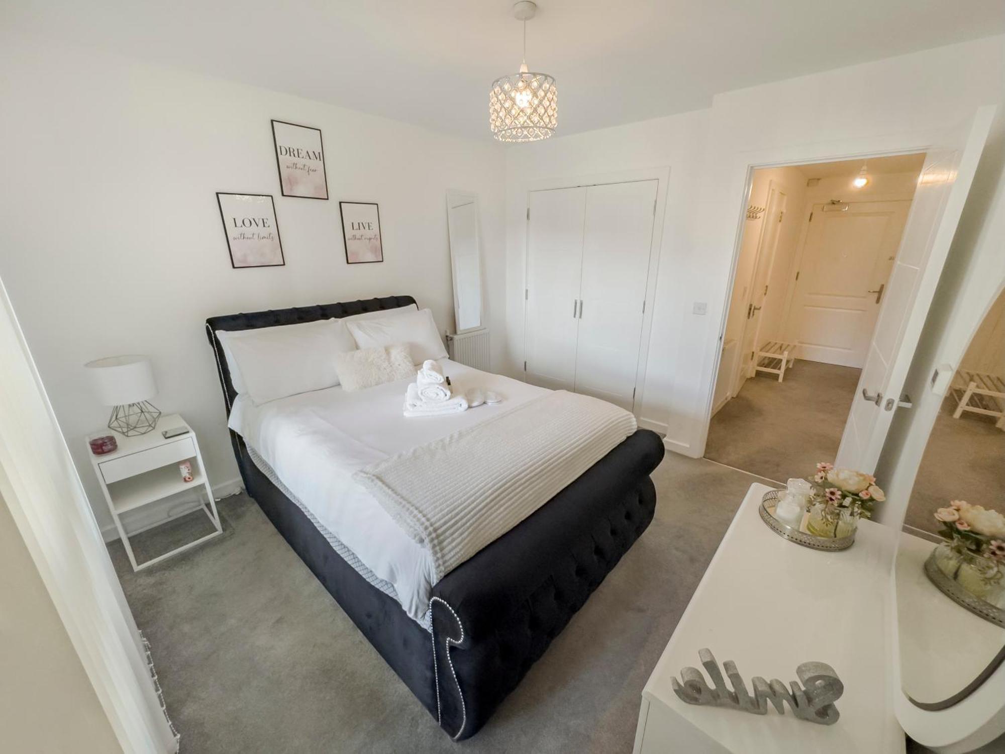 Greenwich Apartment With A River View & Balcony Near The 02 Arena & North Greenwich With Free Wifi & Fast Links Into Central ロンドン エクステリア 写真